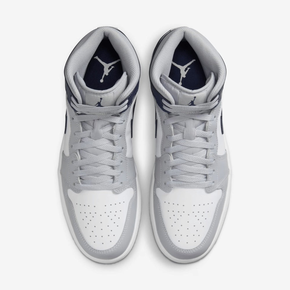 Jordan 1 Mid Gris Loup Bleu Marine Minuit